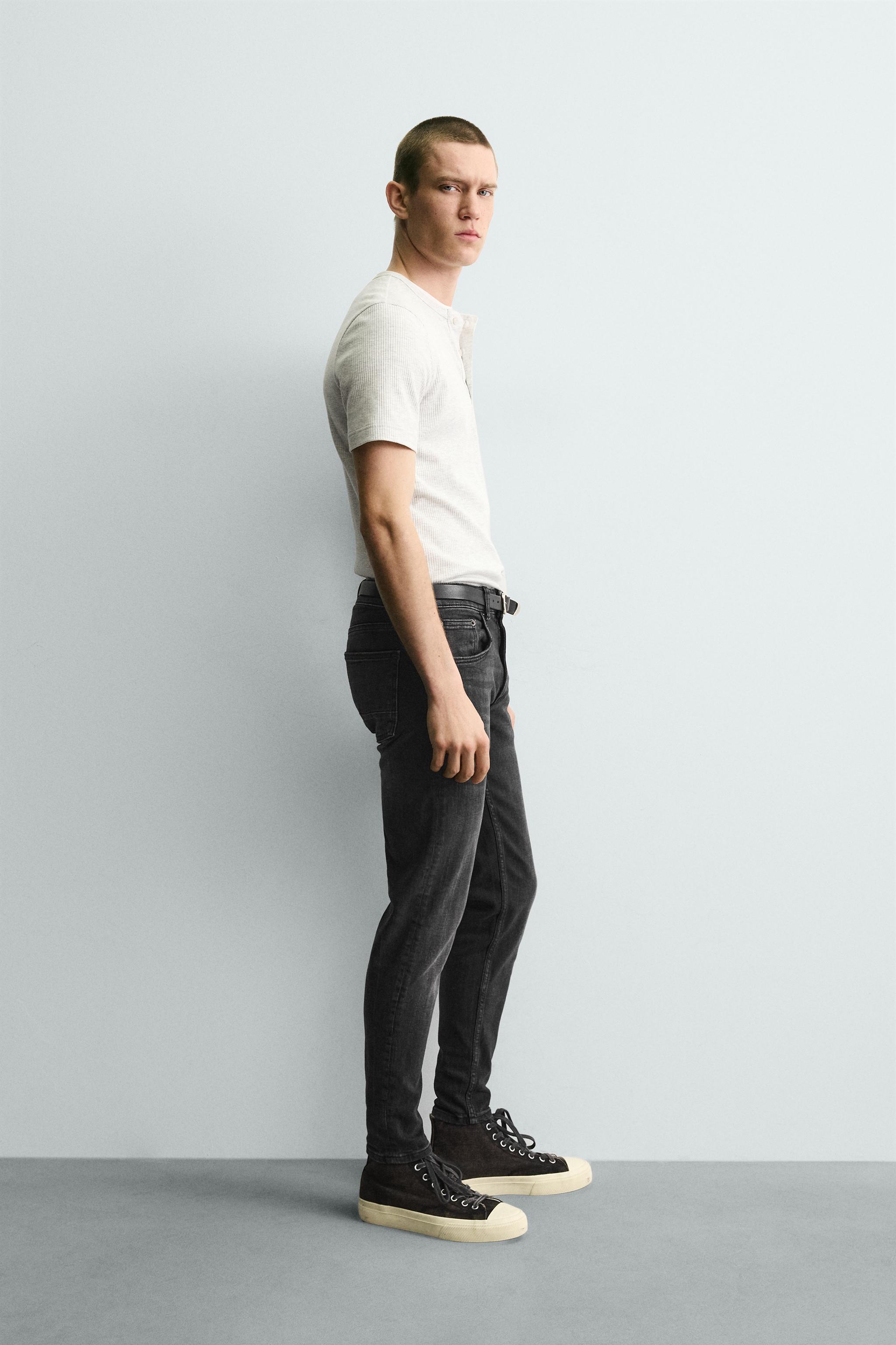 SKINNY FIT JEANS